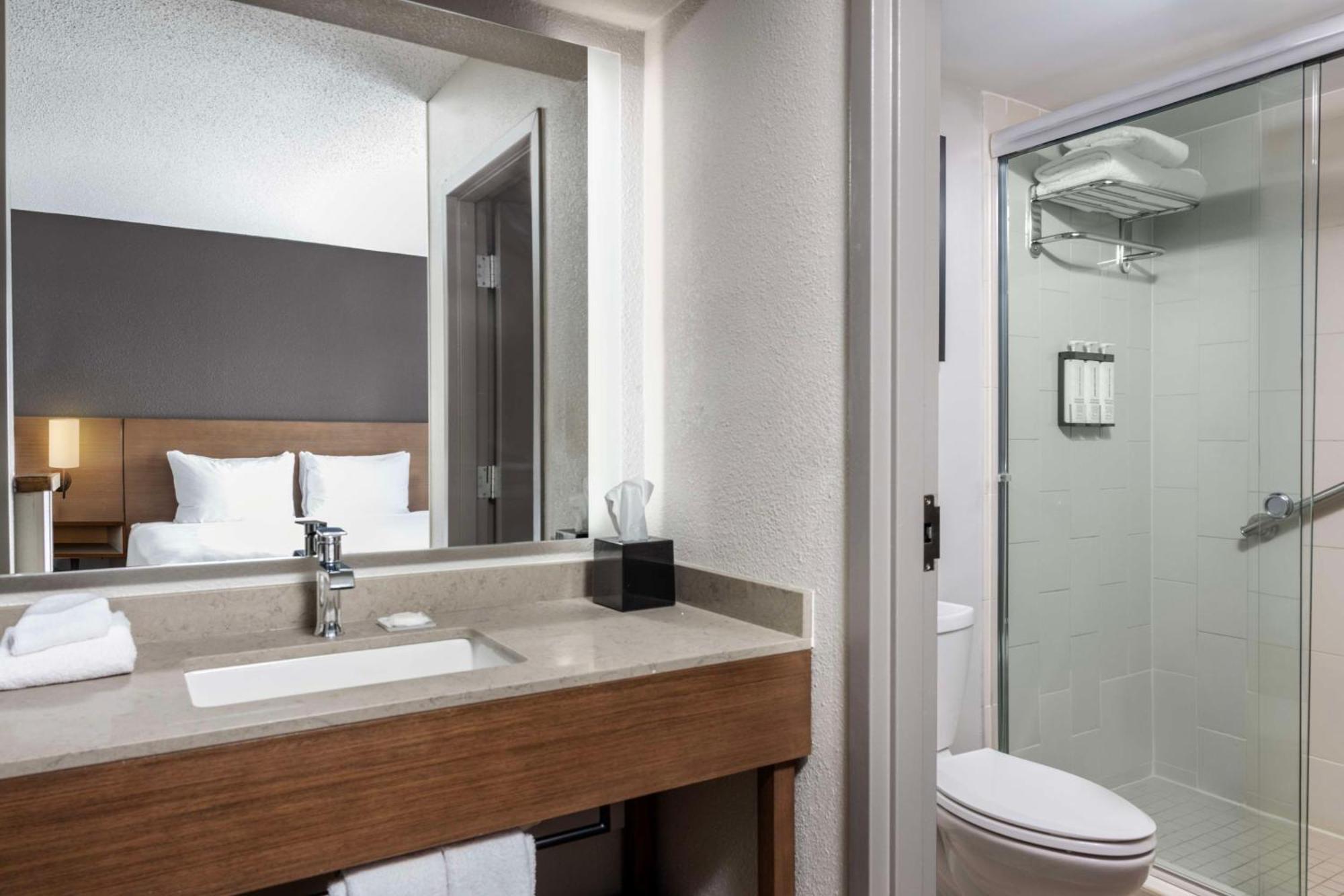 Hyatt Place Orlando Airport Exterior photo