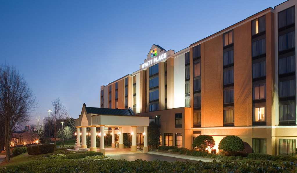 Hyatt Place Orlando Airport Exterior photo